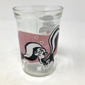 Welch’s Vintage 1994 Looney Tunes Cute Pepe Le Pew & Penelope Collector Glass #2